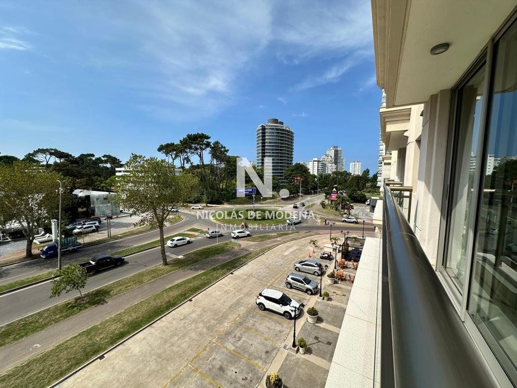 Venta de apartamento de 2 dormitorios en Place -