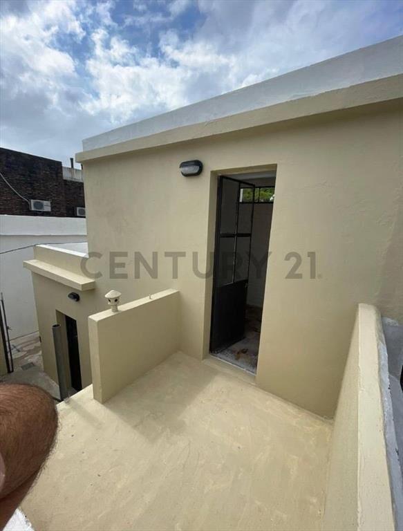 Malvin sur APTA PARA BANCO, garage. Terraza