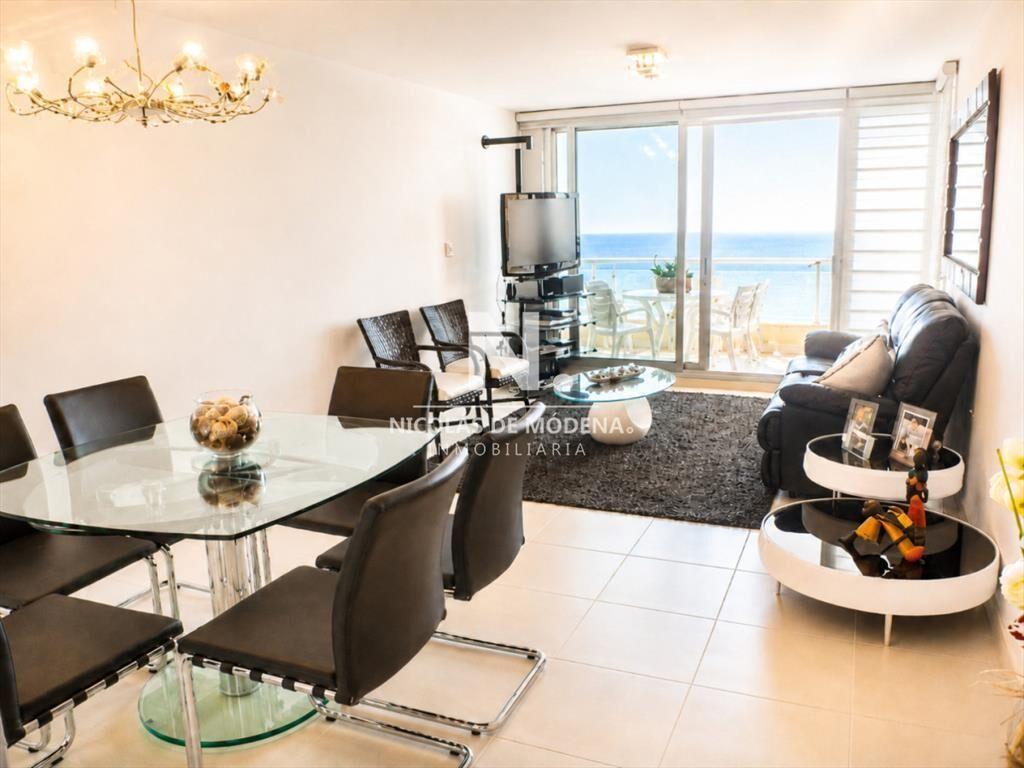 Departamento en venta en Seasons Tower, a metros