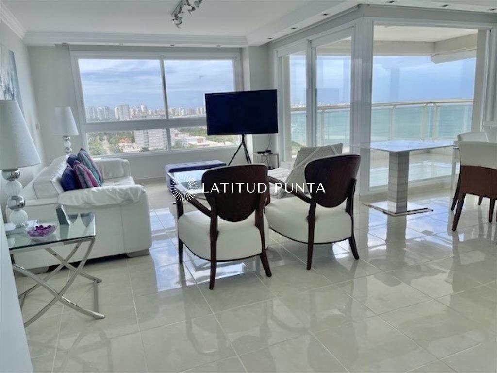 Apartamento en Le Jardin, 3 dormitorios más