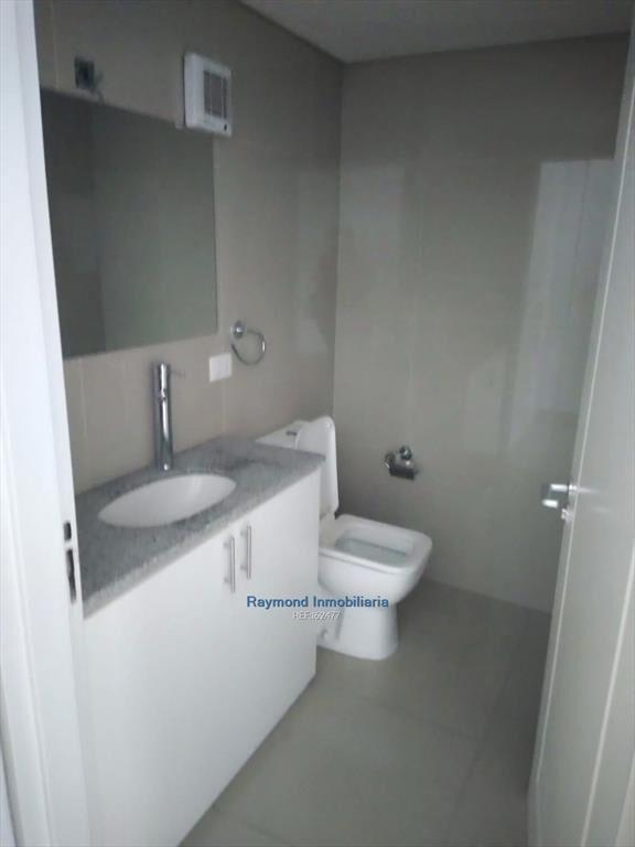 Excelente oficina de 46m2 con garage en Ciudad Vieja