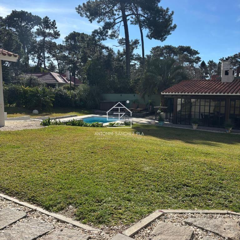 5 DORMITORIOS EN CANTEGRIL CON PISCINA