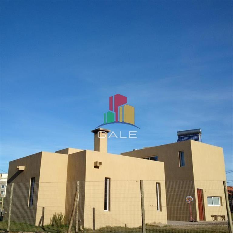 Casa cerca del mar en alquiler