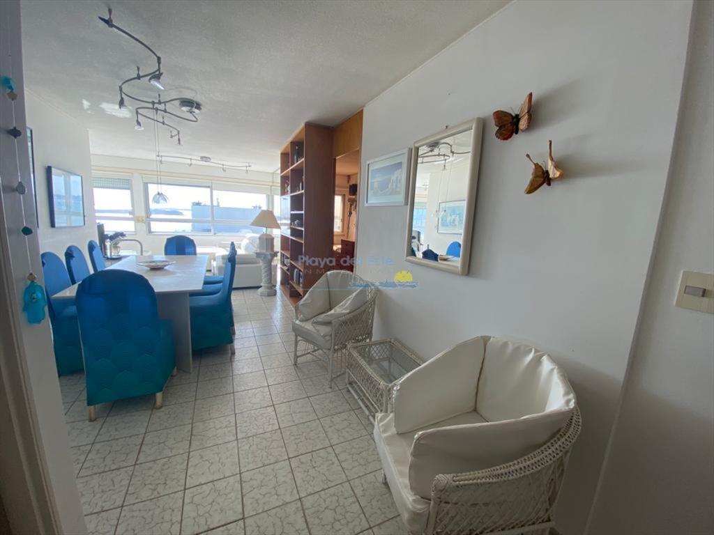 Apartamento en Venta de 3 dormitorios en Punta ,
