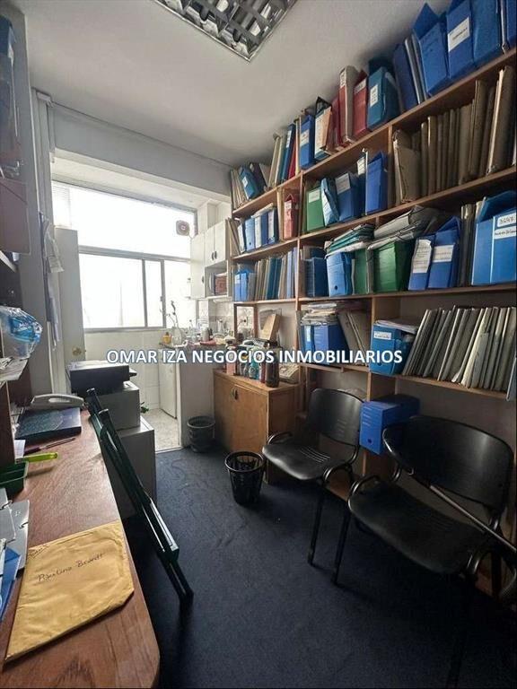 VENTA APARTAMENTO EN EL CENTRO. 4 DORMITRIOS, 1 ESCRITORIO,