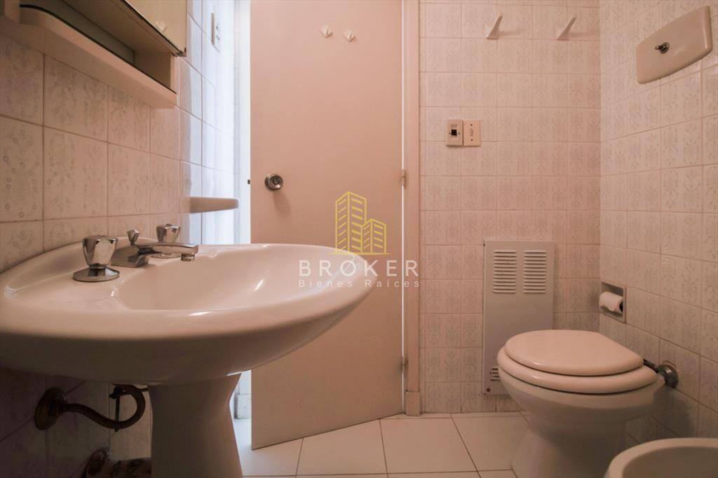 Venta de apartamento de tres dormitorios en Punta