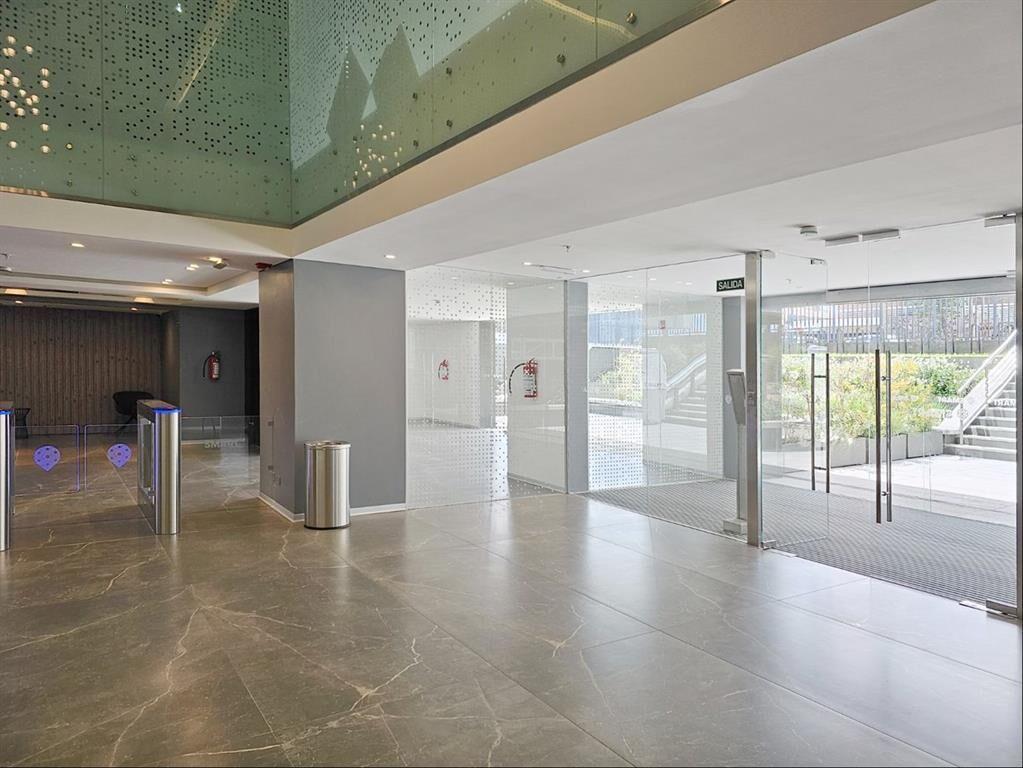 ALQUILER - OFICINAS DE CATEOGORIA - CARRASCO - A ESTRENAR -