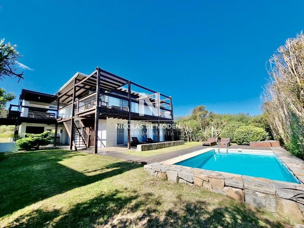 Precioso Chalet en Venta, Punta Piedras en el