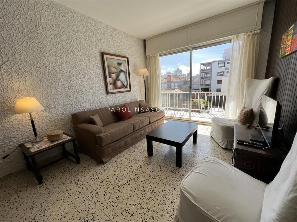 Apartamento en venta de 2 dormitorios en Península, Punta