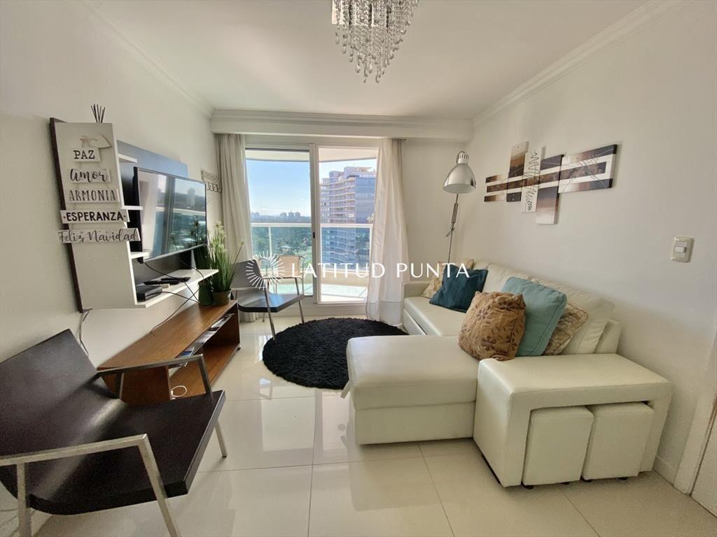 Piso alto en Mansa, 2 suites con parrillero