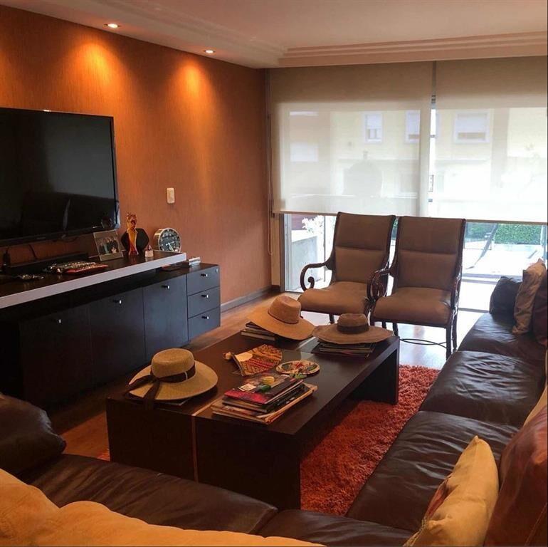 Venta, Apartamento 4 Dormitorios, Más Servicio Completo, Po
