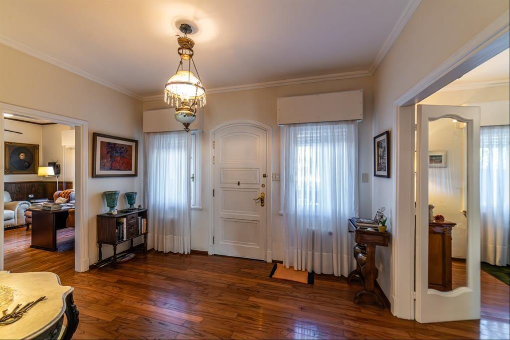 Residencia en Prado,en excelente estado, 4 dormitorios