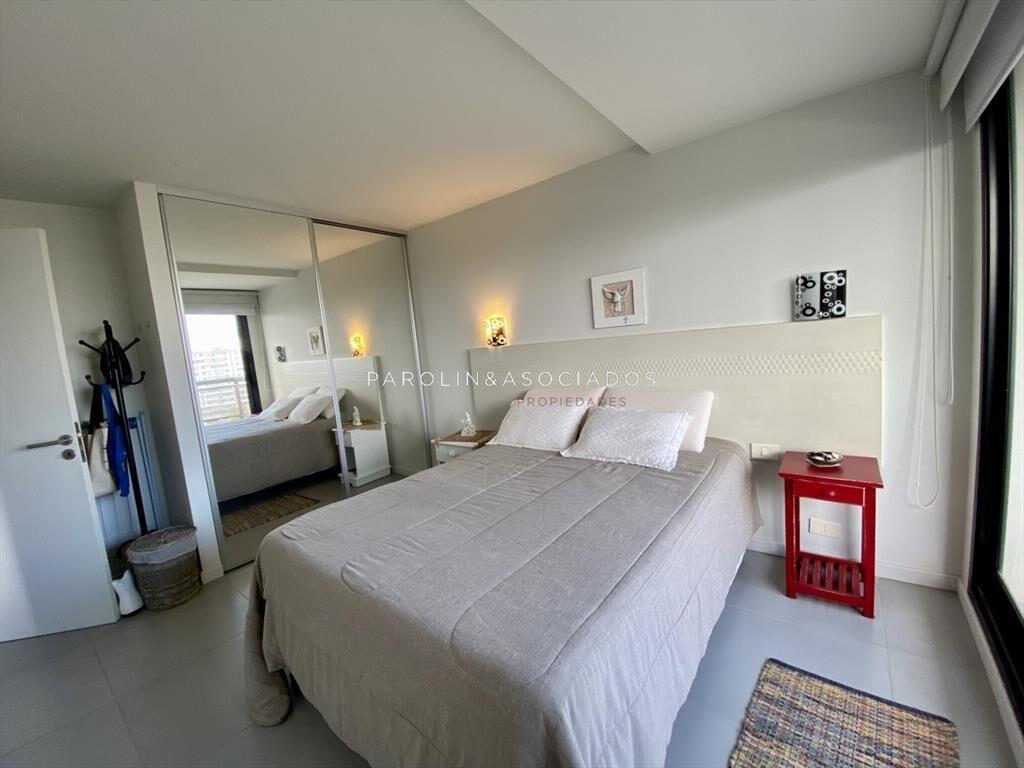 Apartamento en venta de 1 dormitorio en edificio