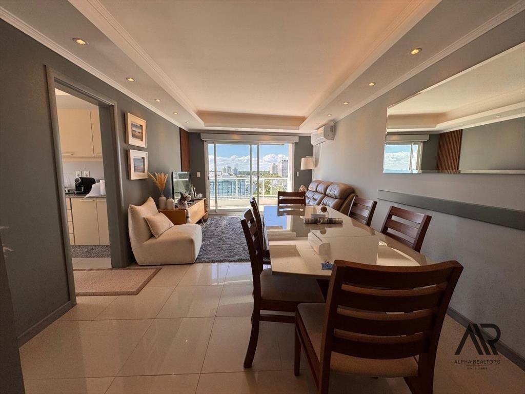Apartamento en venta de 3 dormitorios c/ cochera en Aidy...