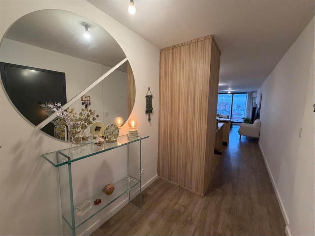 Venta de Apartamento nuevo impecable y con cochera