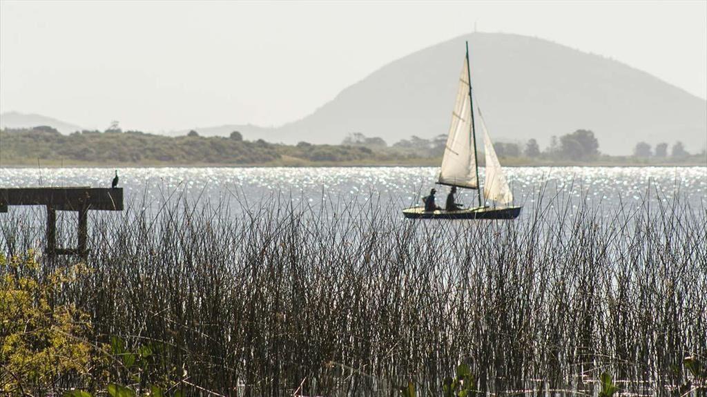 Exclusivo lote en Laguna del Sauce y cerca del mar, junto a