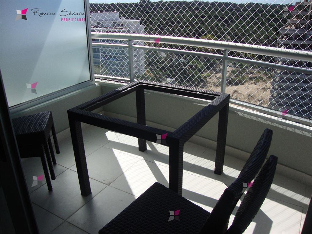 VENTA DE APARTAMENTO DE 2 DORMITORIOS EN EDIFICIO OCEAN DRI