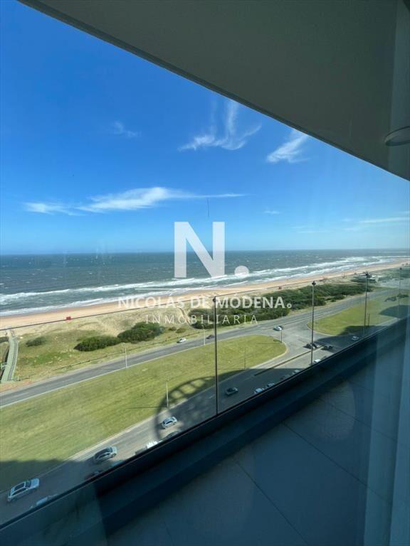LUJOSO APARTAMENTO PLAYA BRAVA PUNTA DEL ESTE