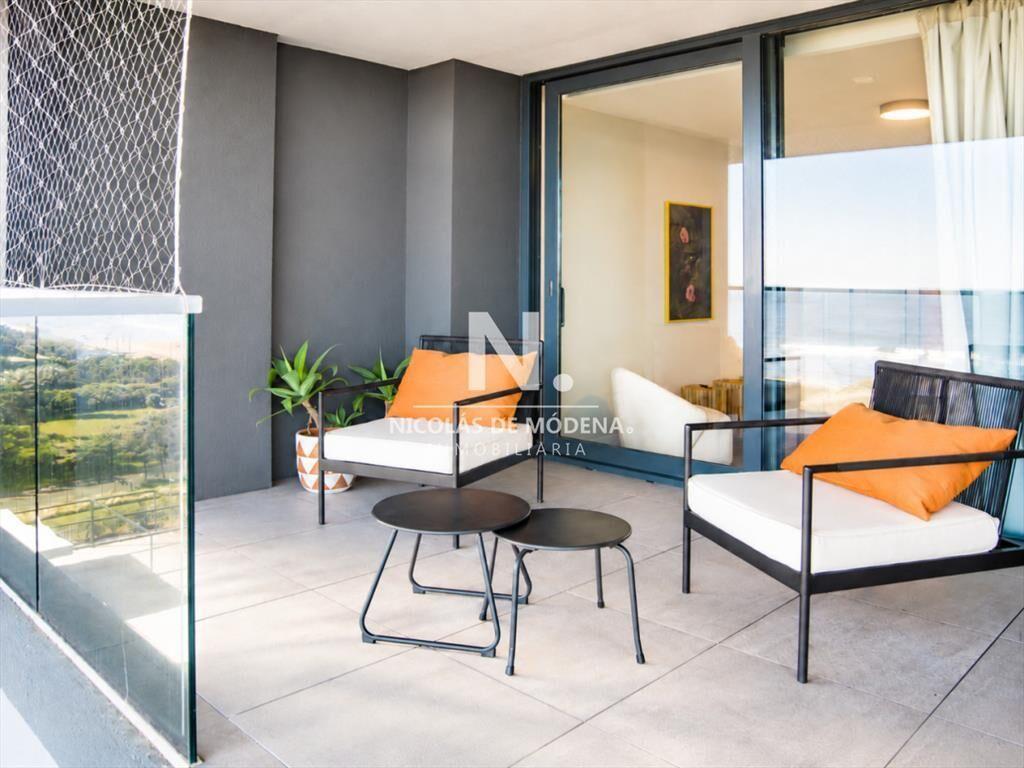 Vende apartamento de 3 dormitorios en suite en al