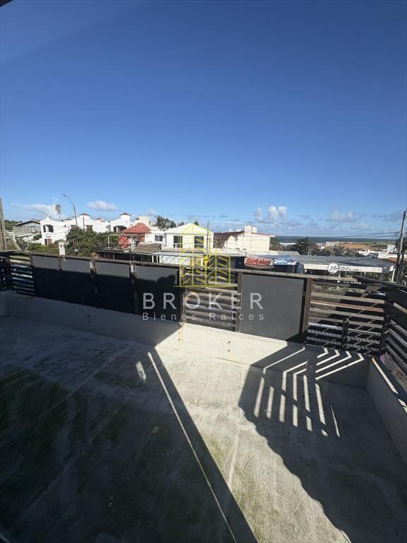 Alquiler local comercial y apartamento En La Barra Punta de