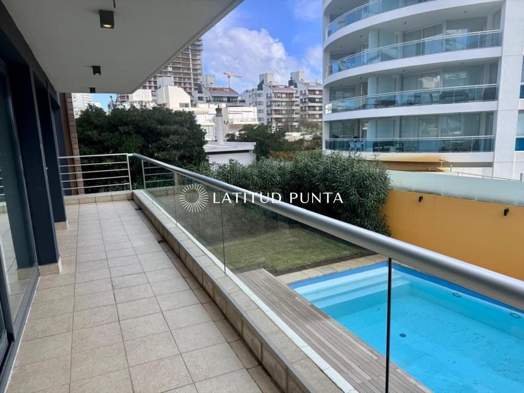 Apartamento 2 dormitorios. Brava