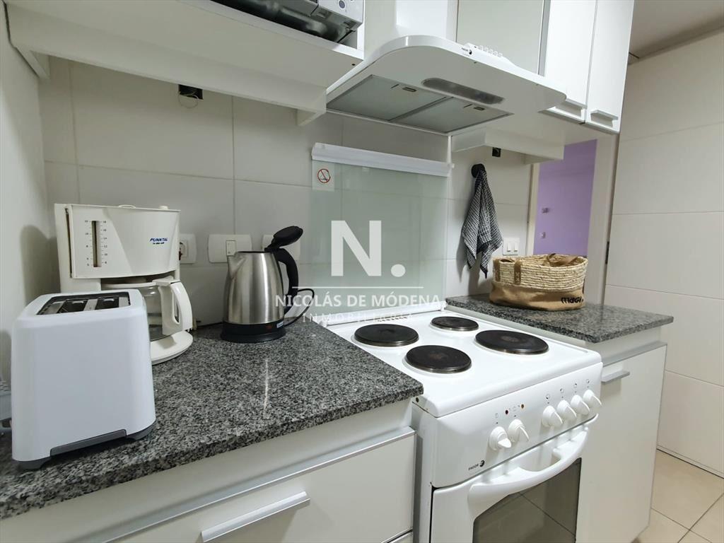 Departamento en venta de tres dormitorios dos baños Playa