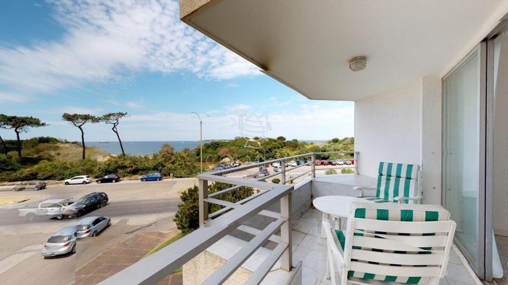 VENTA DE APARTAMENTO DE 3 DORMITORIOS EN MANSA PUNTA DEL ES