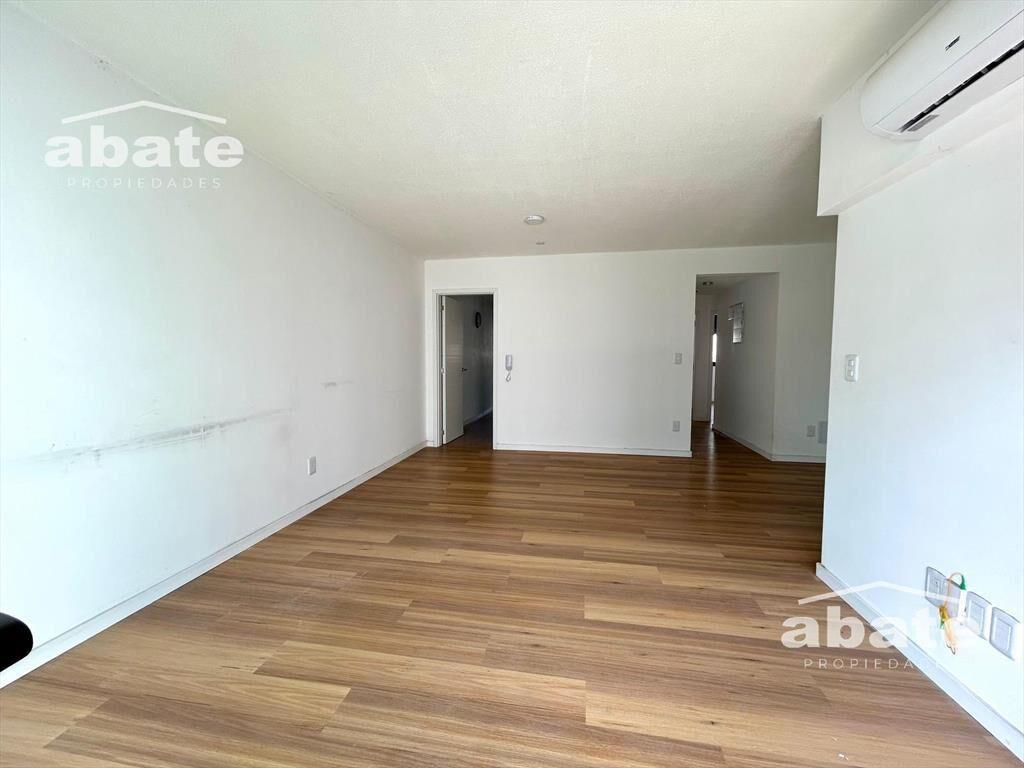 Venta apartamento 3 dormitorios   garaje y box en Parque Ba