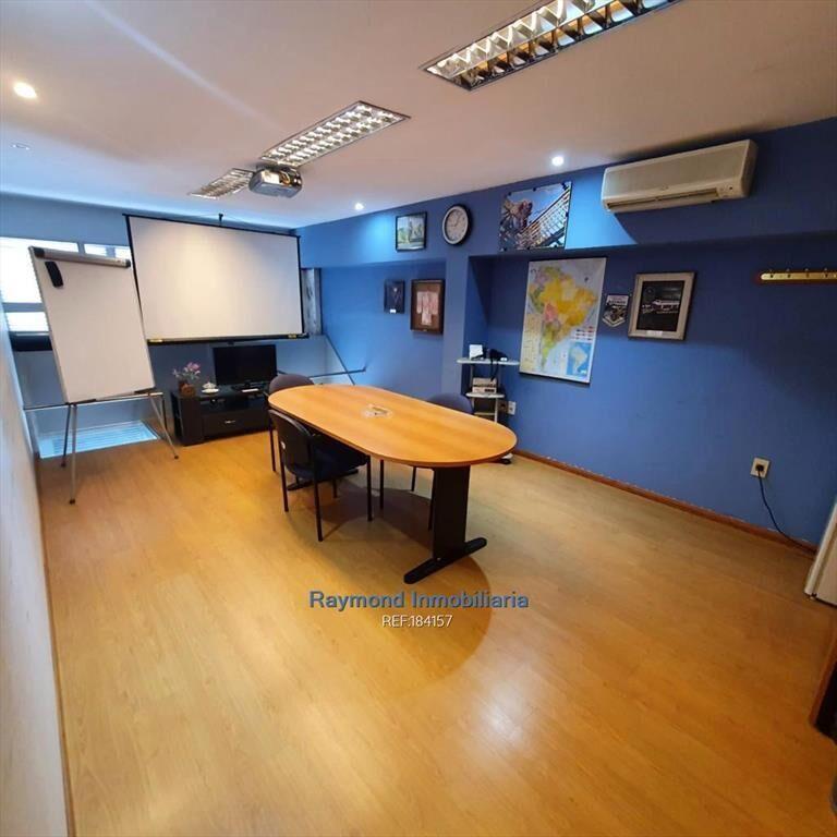 Venta local de 580m2 en Sayago