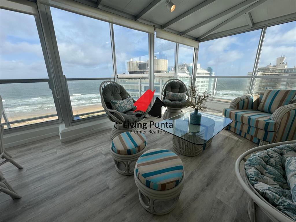 Hermoso apartamento localizado frente al mar del