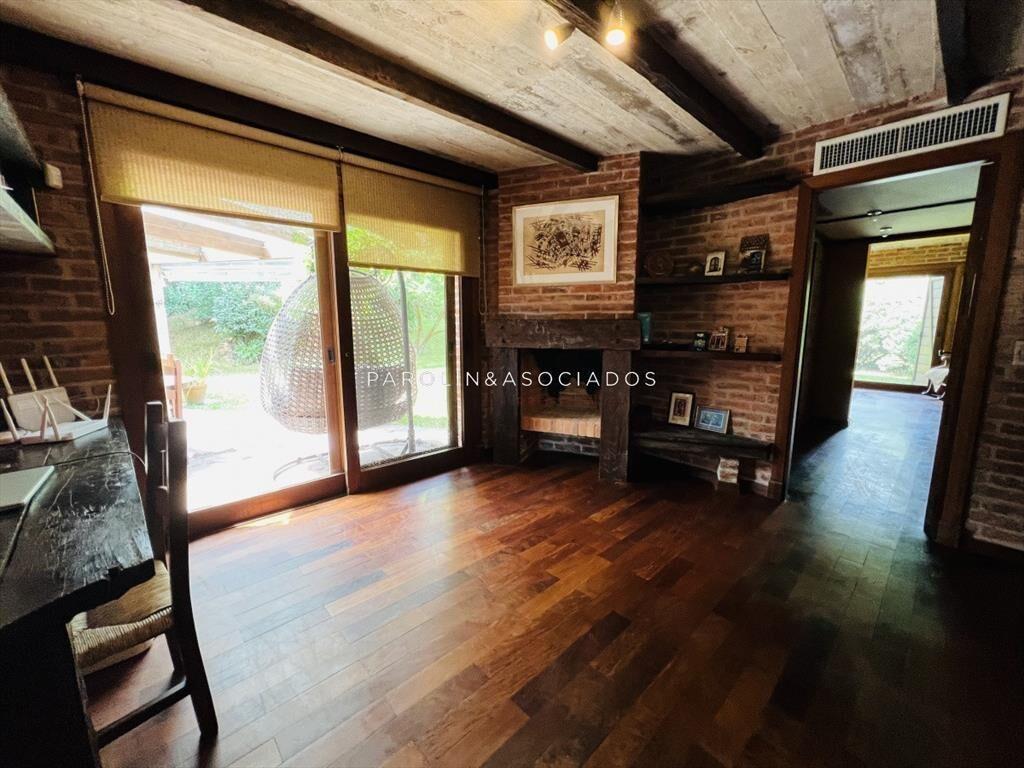 Casa en venta de 4 dormitorios en Country, Punta