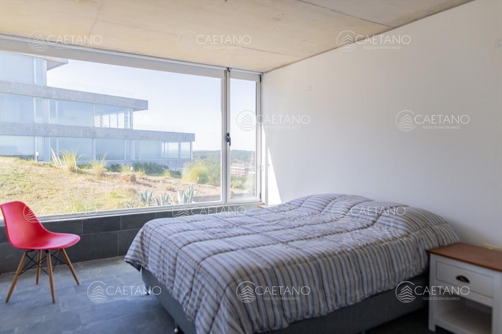 Venta apartamento 3 dormitorios Punta Ballena
