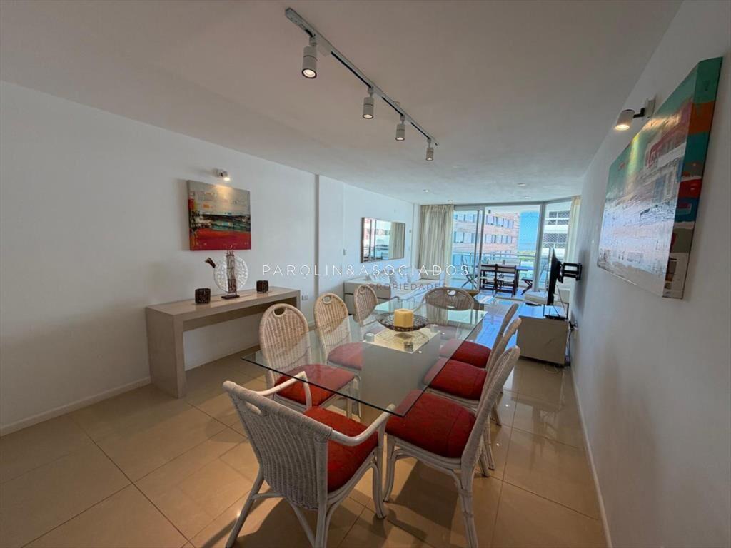 Apartamento en venta de 3 dormitorios en Brava,