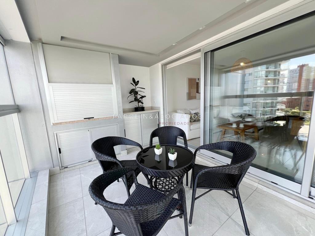 Apartamento en venta de 2 dormitorios en Miami