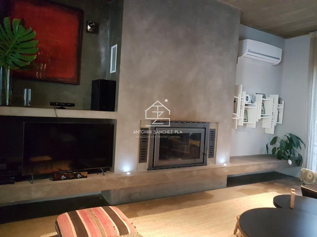 Casa estilo Moderno en Barrio Privado La Arbolada
