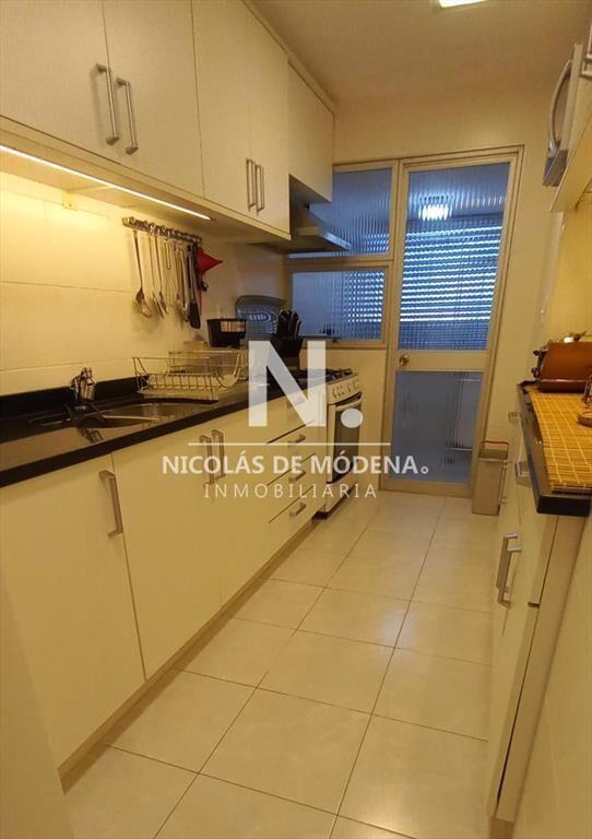 Apartamento de 3 dormitorios frente al mar en , ,