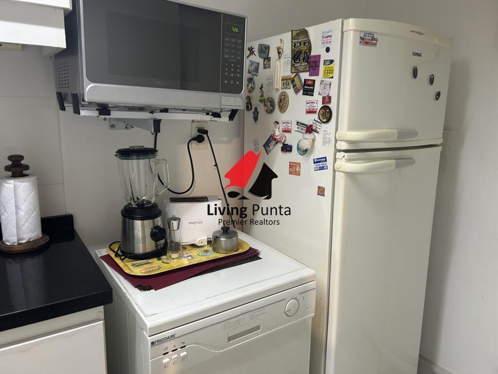 Hermoso apartamento estilo casita a una cuadra