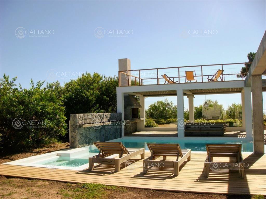 Casa con vista al mar en Barrio Privado, Jose Ignacio