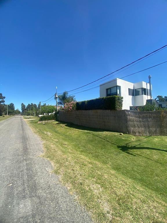 VENTA terreno 3300 m2. EN EXCELENTE UBICACION JUNTO A HARAS