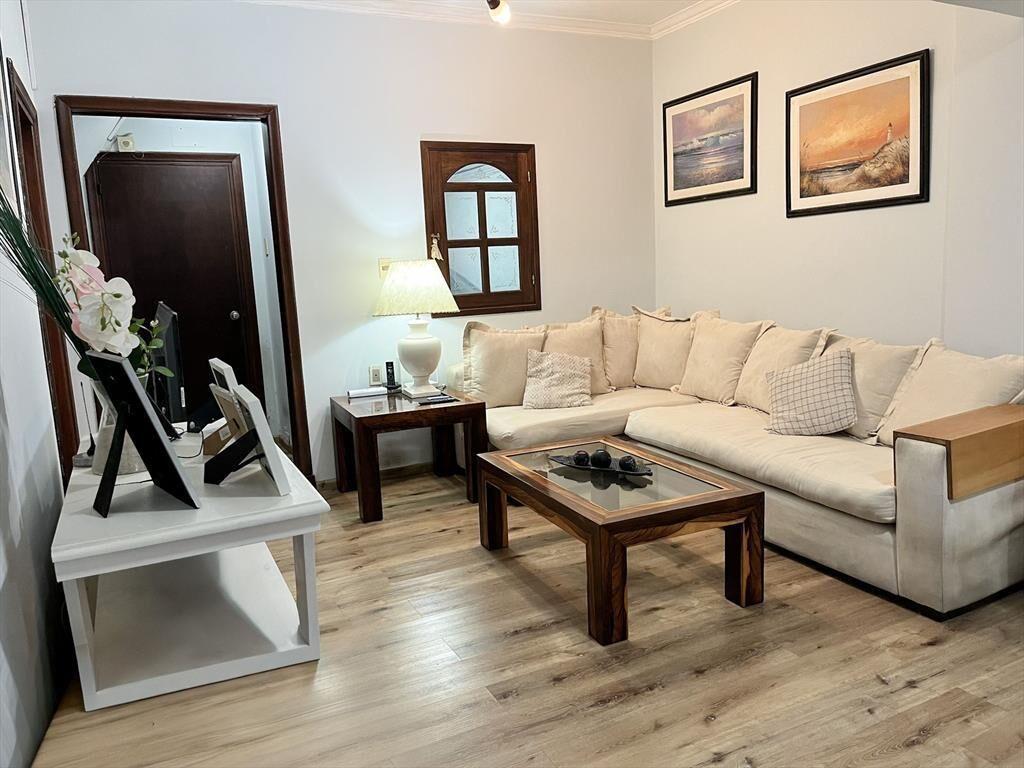 Venta Casa 2 Dorm Garaje Parrillero Cordón