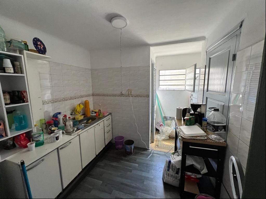 Venta local + casa de altos, total 446m2.Sobre 8 de octubre