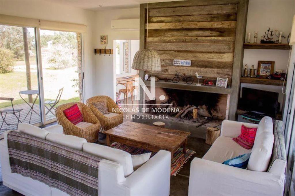 En venta y alquiler casa en Camino Eguzquiza Â?