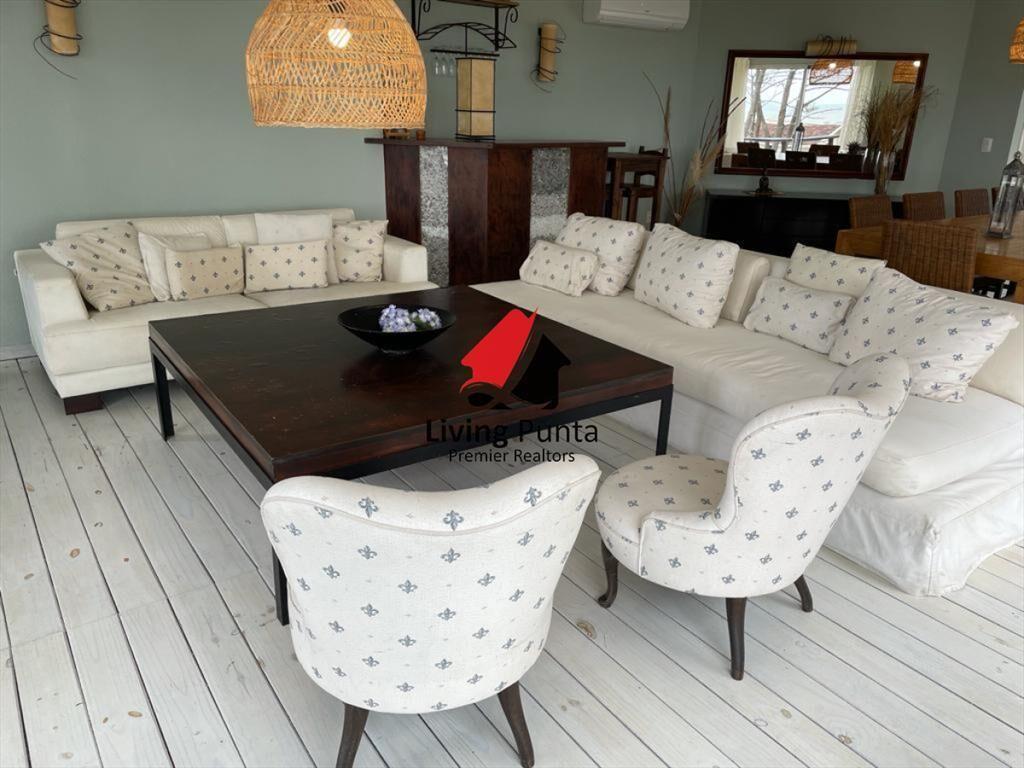 Casa en Montoya, 5 dormitorios *