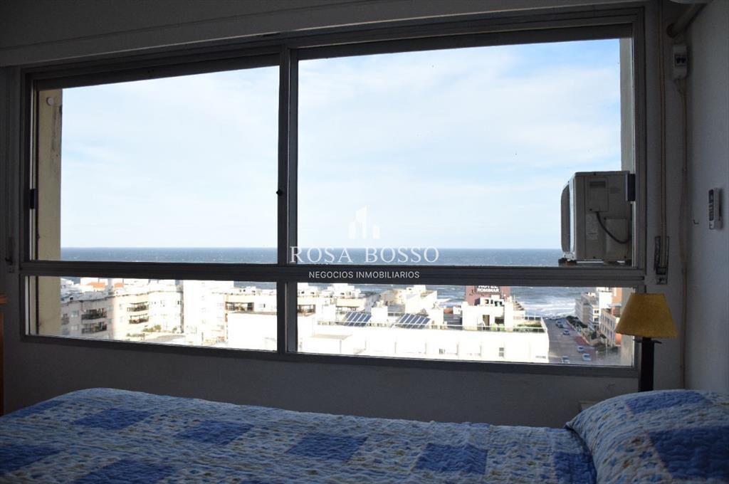 Apartamento en Peninsula, 3 dormitorios *