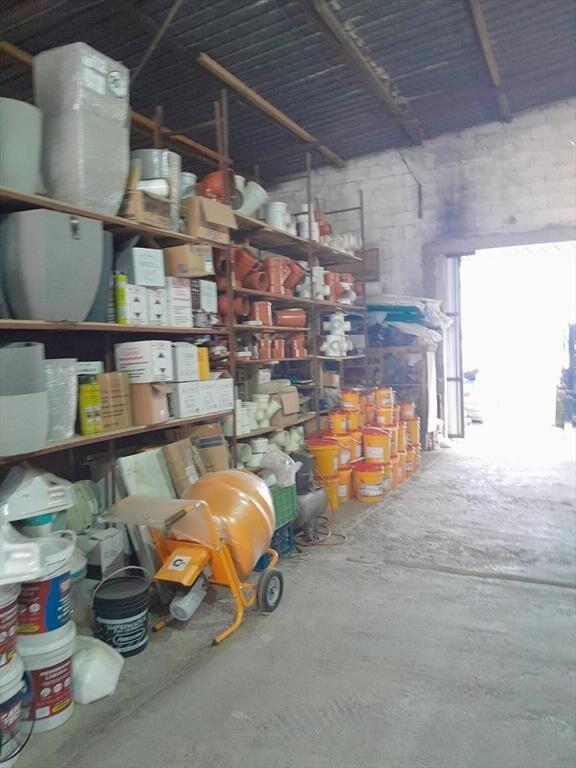 Venta  Galpón 420m2 con Renta Aguada