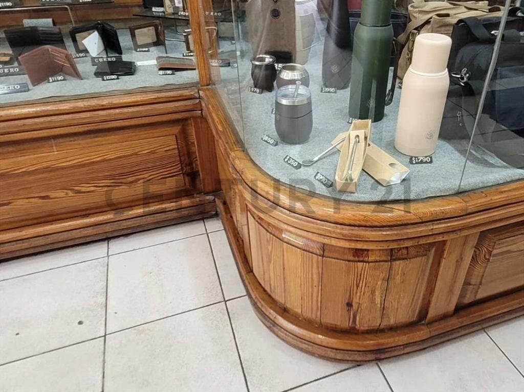 VENTA LOCAL COMERCIAL CORDÓN  18 de JULIO, 164m2 EXCELENT...