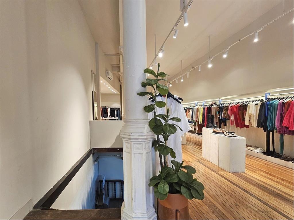 ALQUILER-LOCAL COMERCIAL- CIUDAD VIEJA - PARA ENTRAR