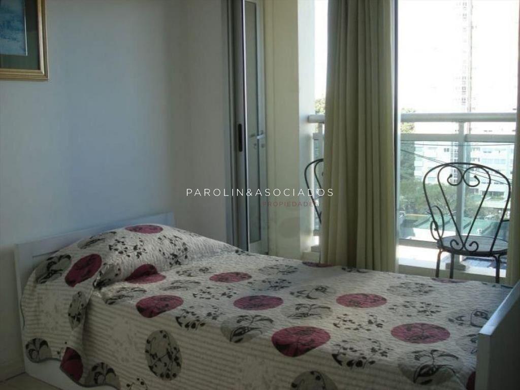 Apartamento en venta de 2 dormitorios en Punta