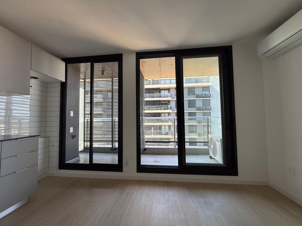 Alquiler apartamento un dormitorio con terraza en Estrell...