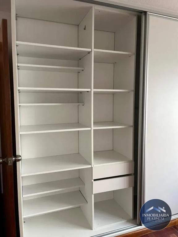 Apartamento en alquiler c/ cochera en Pocitos